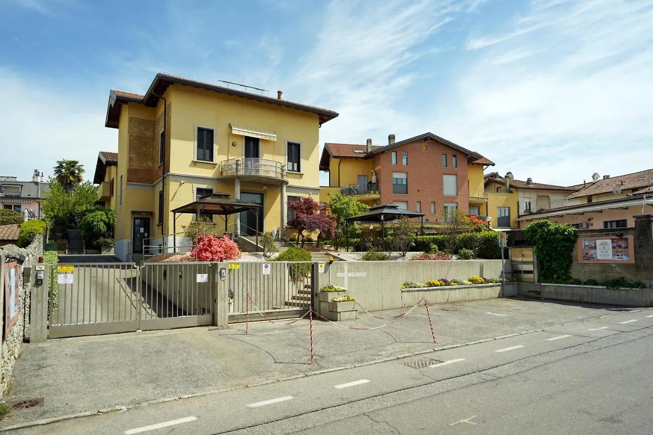 Apartment Azalea Suite Leonardo Academy, Mxp & Lakes Sesto Calende